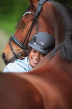 AIRLUXE SUPREME GLAM Short Visor