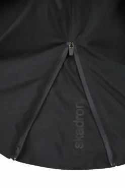 WATERPROOF PARKA